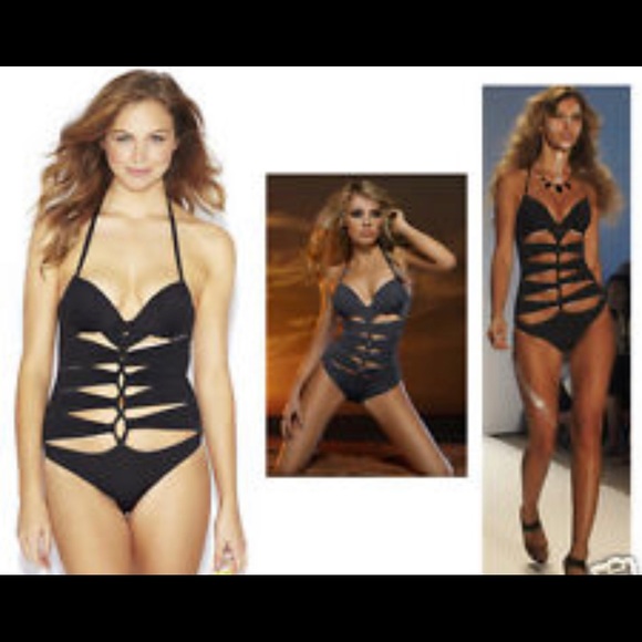 A Che swimsuit with cutouts — black {small} - Picture 4 of 5